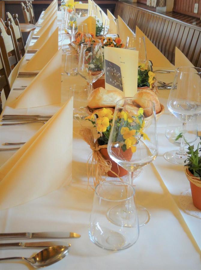 Hotel-Restaurant Grina Simplon 外观 照片
