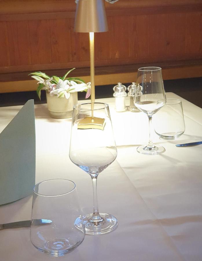 Hotel-Restaurant Grina Simplon 外观 照片