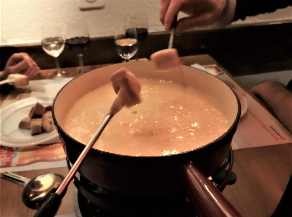 Hotel-Restaurant Grina Simplon 外观 照片