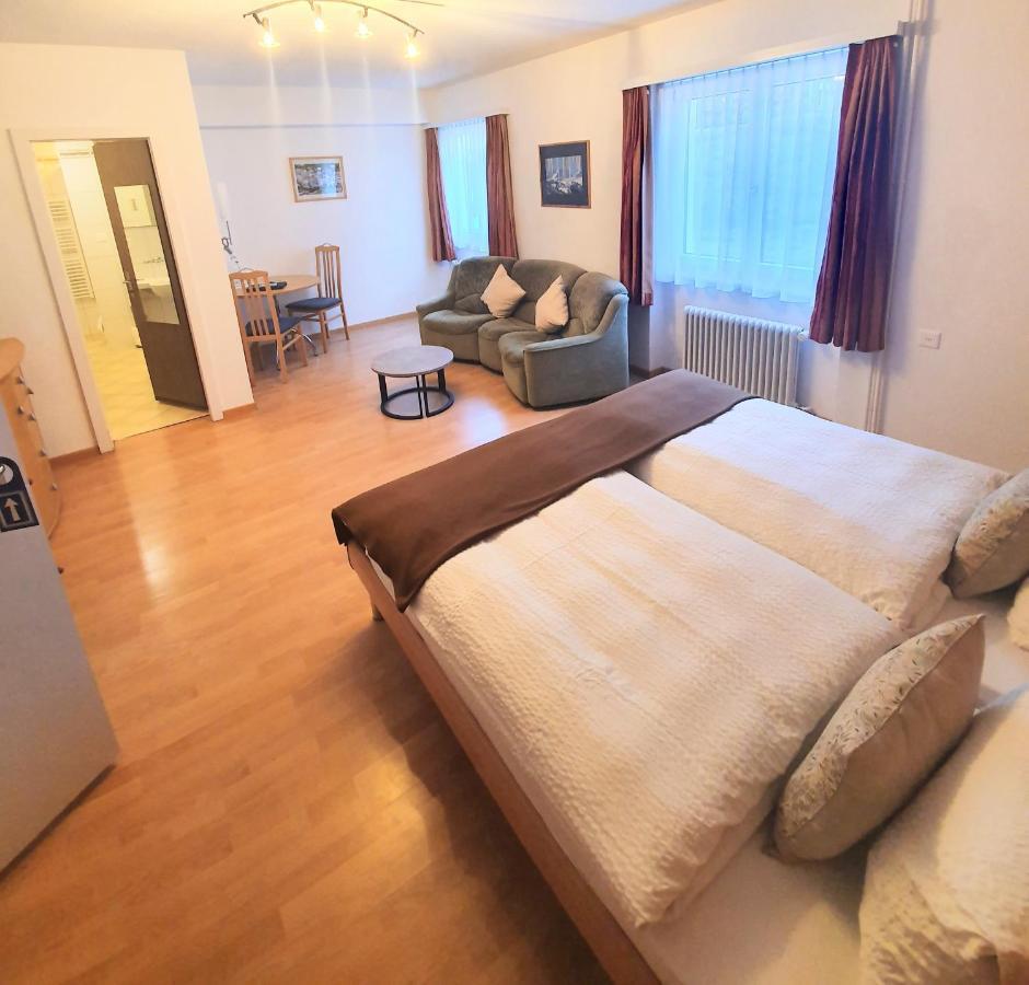 Hotel-Restaurant Grina Simplon 外观 照片